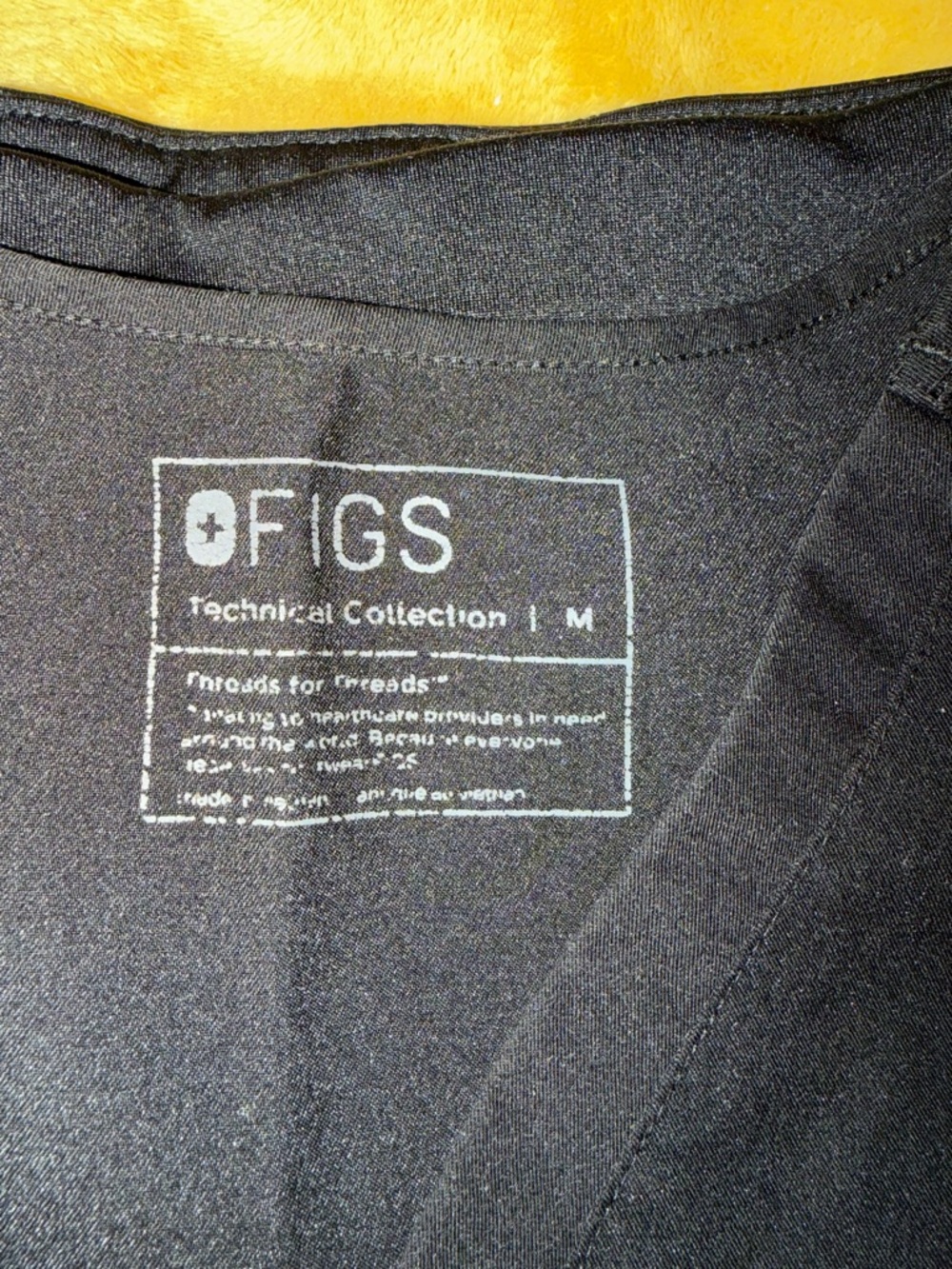 FIGS Black V-Neck Medical Top with Logo Print - Picture 2 of 2
